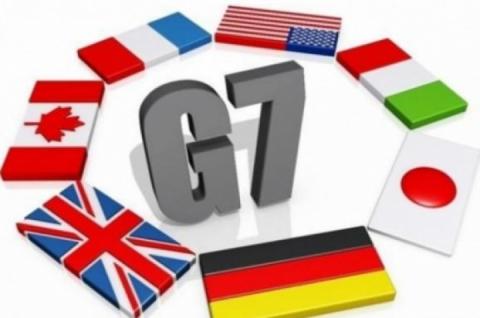  :        G7   