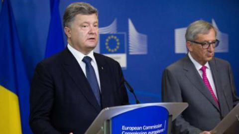 Саммит Украина-ЕС: Порошенко провел разговор с Юнкером