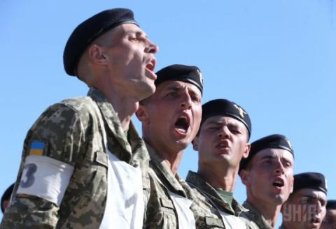 Приветствие «Слава Украине!» из уст военных прозвучит на параде в честь Дня Независимости
