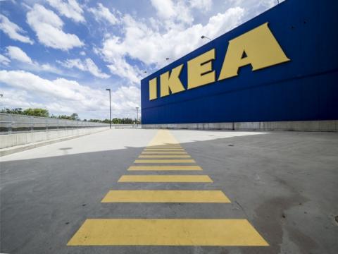 Порошенко поздравил IKEA в Украине
