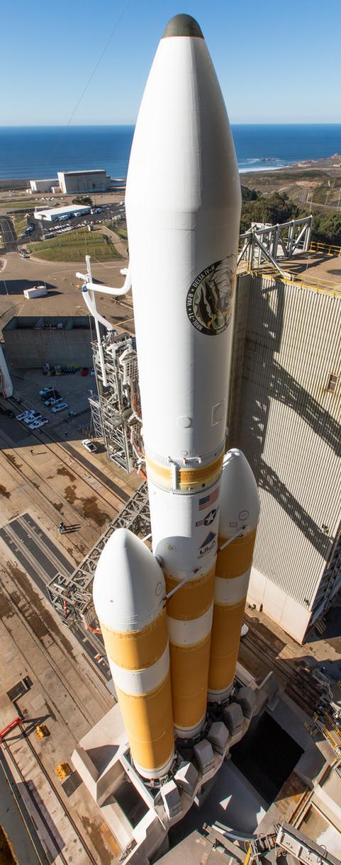 Запуск тяжелой ракеты Delta IV Heavy с тайным грузом США: стрим Запуск тяжелой ракеты Delta IV Heavy с тайным грузом США: стрим