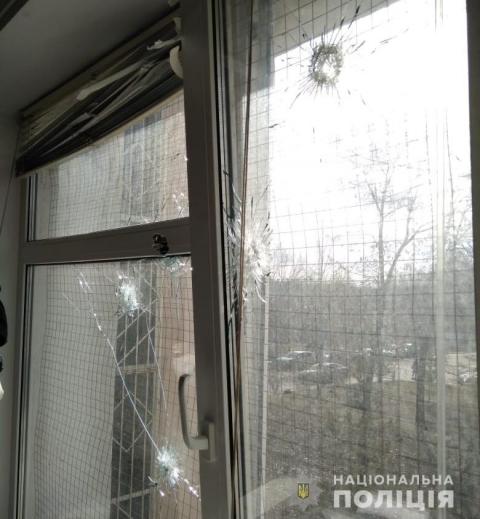 В Киеве обстреляли здание суда: фото