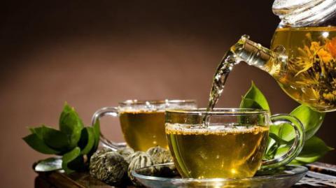 Какой чай поможет от бессоницы