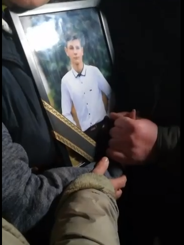 Протесты из-за загадочной смерти подростка в Прилуках: все что известно – фото, видео