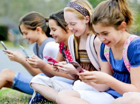 В провинции Канады школьникам запретили пользоваться телефонами