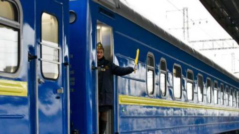 "Укрзализныця" запускает мессенджер для обращений пассажиров