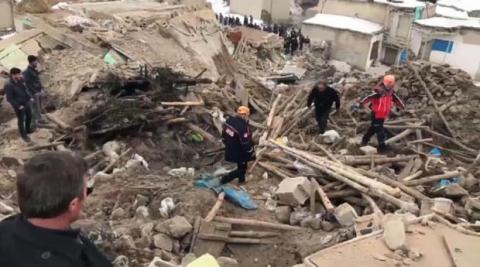 Турцию всколыхнуло новое мощное землетрясение: 9 человек погибли – фото, видео