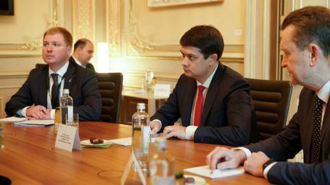 Украина высоко ценит поддержку со стороны Швейцарии во внедрении реформ, – Дмитрий Разумков