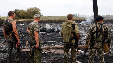 Крушение МН17: в Нидерландах расследуют, почему Киев не закрыл небо
