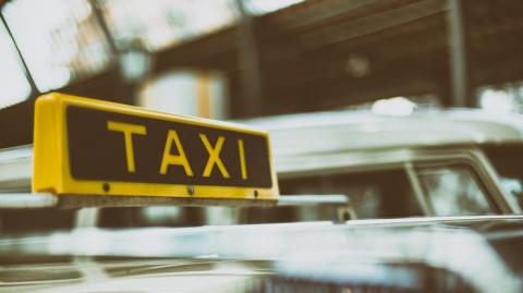 Таксистов ждут новые правила: власти готовят закон