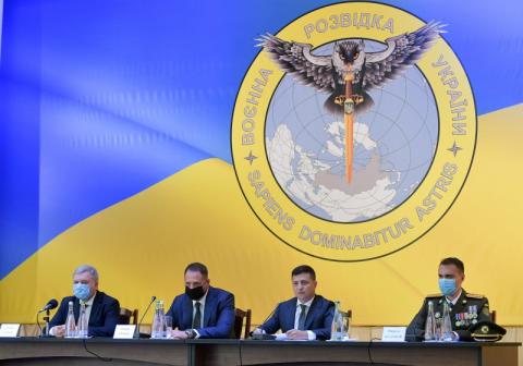 Военная разведка Украины должна усилить стратегическую и оперативную работу – Глава государства