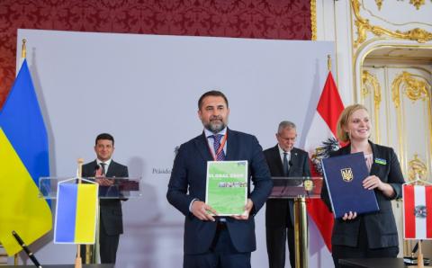 В Вене в присутствии Президента Украины и Федерального президента Республики Австрия подписаны двусторонние документы