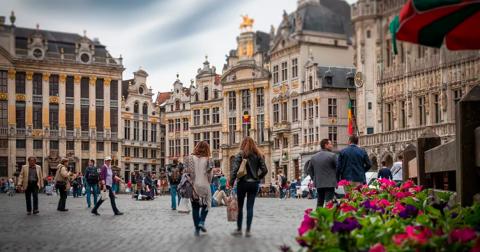 В Брюсселе запретили употреблять алкоголь вне ресторанов