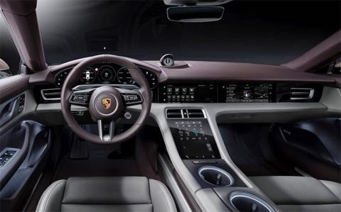 Porsche вывела на новые рынки свой самый дешевый электромобиль