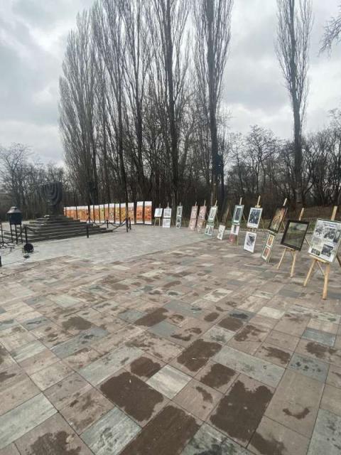 На территории «Бабьего Яра» члены группы Верховной Рады Украины по межпарламентским связям с Государством Израиль почтили жертв Холокоста