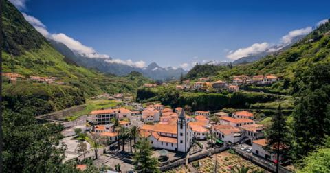 Рабочее место посреди океана: Мадейра открывает деревню для цифровых кочевников