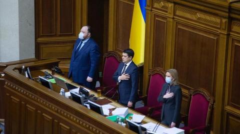 Рада разрешила судить заочно сбежавших из Украины подозреваемых
