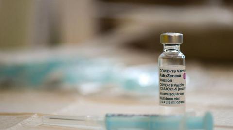 Украина подписала соглашения с шестью производителями COVID-вакцин