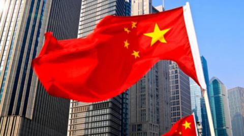 Китай ввел санкции против США и Канады