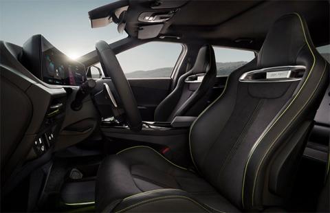 Официальные фото и все подробности самого впечатляющего электромобиля Kia