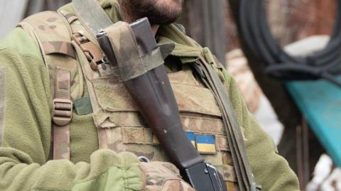 На Донбассе исчез украинский военный: боевики передали тело