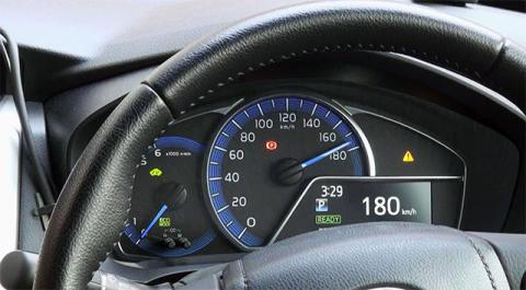 Новые Renault не смогут ехать быстрее 180 км/ч