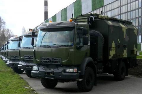 Полноприводные грузовики Renault пополнили автопарк украинской армии