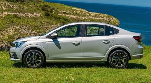 Новый Renault Logan 2022 полностью рассекречен живых фото