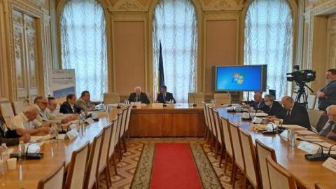 В Верховной Раде состоялся круглый стол на тему: "Акт провозглашения независимости Украины: генезис, вехи принятия, историческое значение"