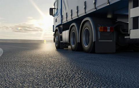 В Украине ввели ограничение на передвижение грузовых авто