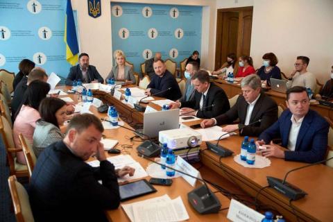 Комитет по вопросам гуманитарной и информационной политики заслушал вопрос готовности к проведению тестирования по украинскому языку для государственных служащих