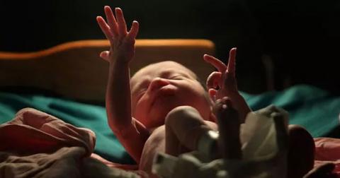Анонимные роды предлагают как спасение новорожденных - проект