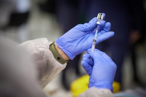 Полтавщина является примером в вакцинации против COVID-19, что помогает снизить уровень заболеваемости в регионе – Кирилл Тимошенко