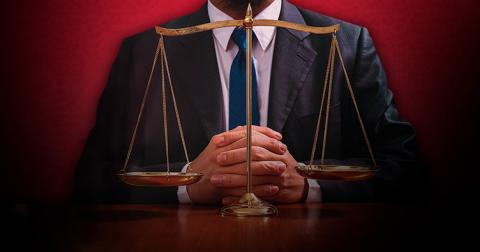 Подведомственность третейских судов ограничат из-за недоверия нардепов и Генпрокурора