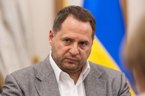 Андрей Ермак обсудил с послами G7 и ЕС ситуацию с безопасностью у границ Украины, мирный процесс по Донбассу, закон о деолигархизации и ход реформ