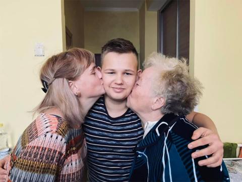 Особливий випадок: у Львові дитині пересадили нирку бабусі