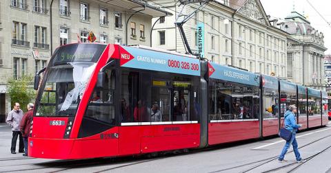 Почему швейцарцам не дают бесплатный проезд в транспорте