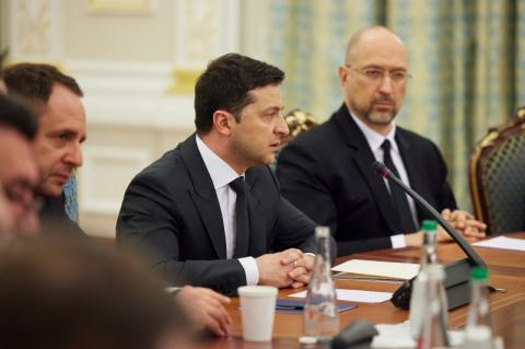 Государство и большой бизнес должны вместе достойно пройти этот непростой для Украины период – Президент на встрече с крупнейшими предпринимателями