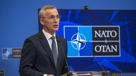 НАТО отказалось закрыть небо над Украиной