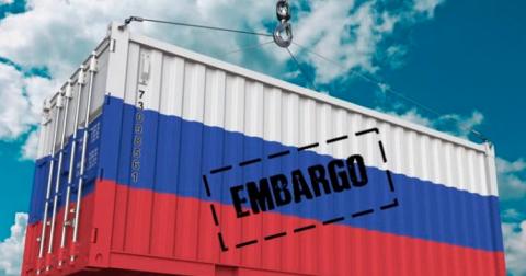 Украина запретила импорт товаров из России