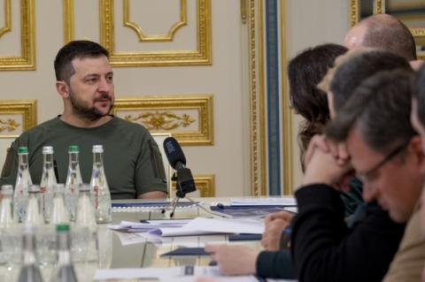 Глава государства провел совещание с членами правительства Украины