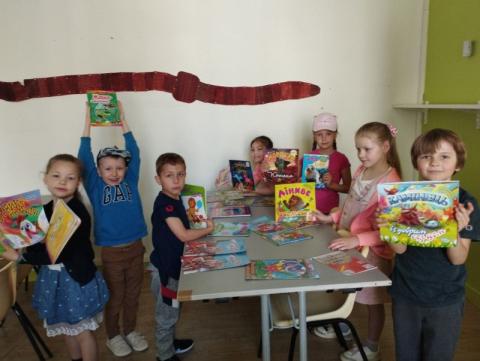 В рамках проекта Елены Зеленской в странах ЕС для детей украинских вынужденных переселенцев печатают книги на родном языке