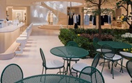 Dior Maison выпустил коллецию уличной мебели в стиле Людовика XVI