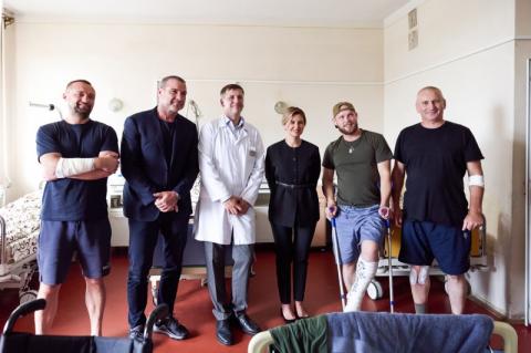 Первая леди Украины Елена Зеленская присоединилась к команде проекта Superhumans – специализированной клиники по протезированию и реконструкции поврежденных частей тела
