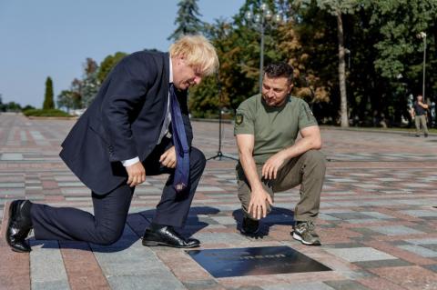 Президент Украины отметил помощь Премьер-министра Великобритании и пригласил к участию в погашении почтового блока, посвященного 31-й годовщине независимости