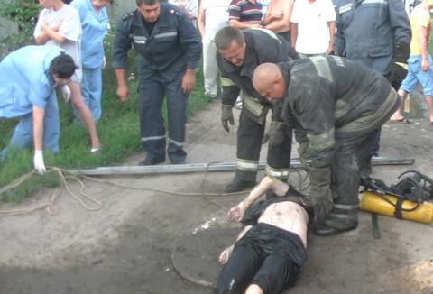 В Харькове  достали тела четырех погибших в канализации