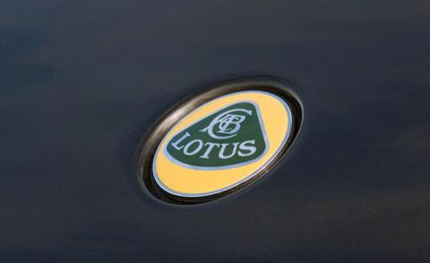Lotus Elise Cup 250. Британцы показали "заряженный" спорткар (ФОТО)