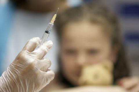 От полиомиелита в Украине вакцинировали более 3 млн детей