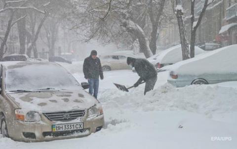 Украина в плену непогоды: некоторые области не успевают оправиться от снегопада