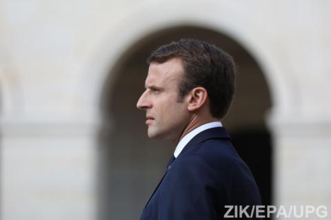 «Робин наоборот»: Le Figaro искала причины падения рейтинга Эммануэля Макрона